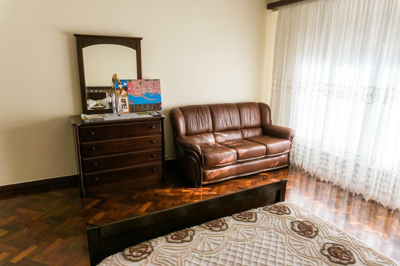 Casa Da Tia Adilia Hotel Понта Делгада Екстериор снимка